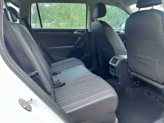 Volkswagen Tiguan L — Фото автомобиля 14