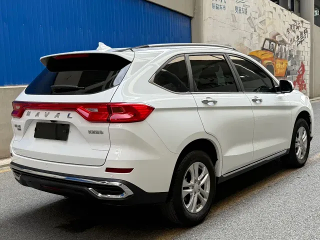 Haval M6 — Фото автомобиля 4