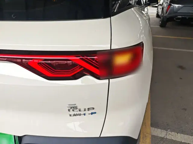 BYD Yuan UP — Фото автомобиля 7