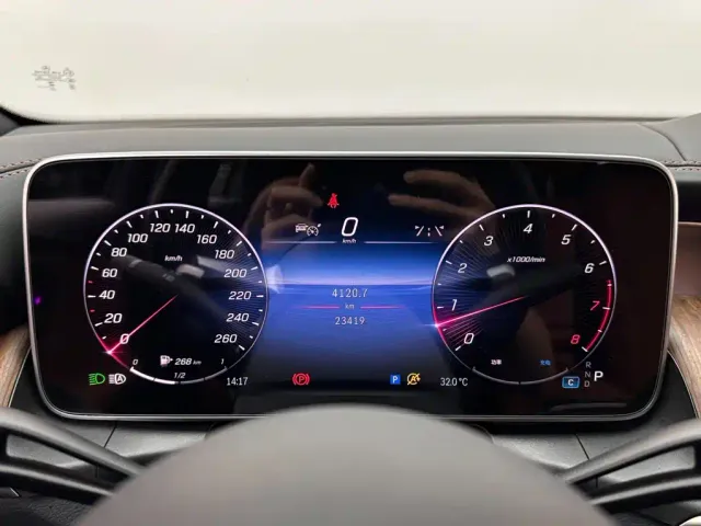 Mercedes-Benz GLC-Class — Фото автомобиля 14