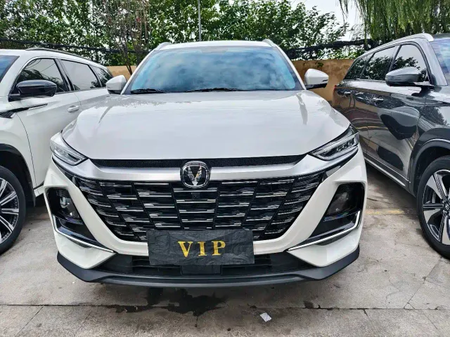 Changan CS75 — Фото автомобиля 2