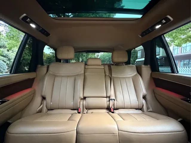 Land Rover Range Rover — Фото автомобиля 9