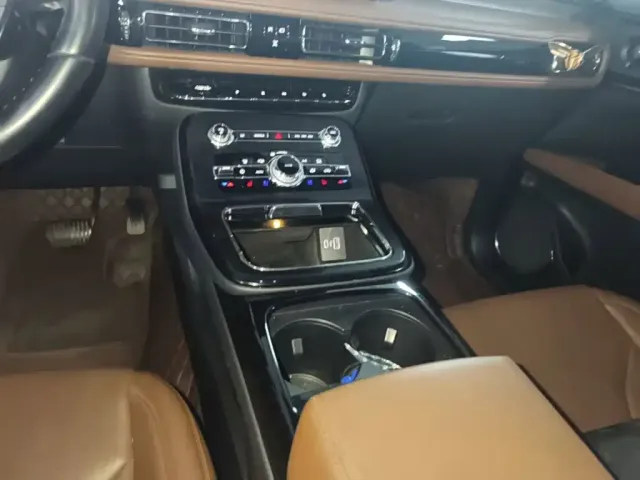Lincoln Nautilus 2021 2.0T AWD Elegance Edition — Фото автомобиля 13