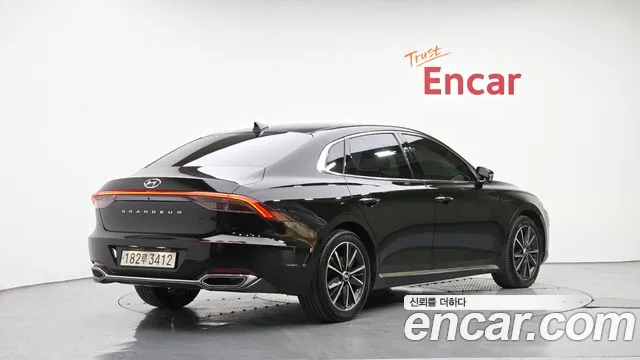 Hyundai Grandeur New — Фото автомобиля 2