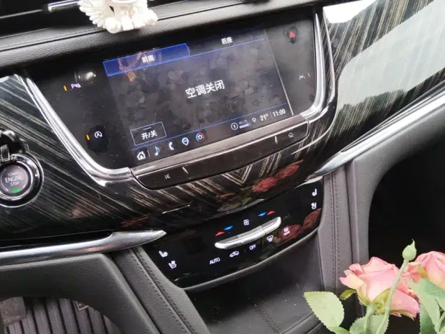 Cadillac XT6 — Фото автомобиля 13