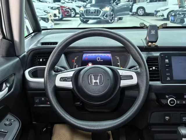 Honda Fit — Фото автомобиля 11