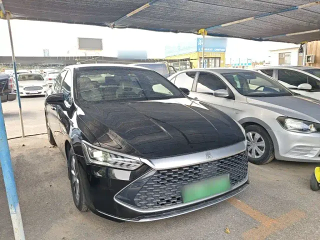BYD Qin PLUS — Фото автомобиля 3
