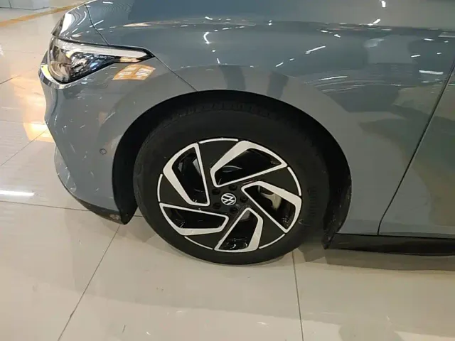 Volkswagen ID.7 Vizzion — Фото автомобиля 22