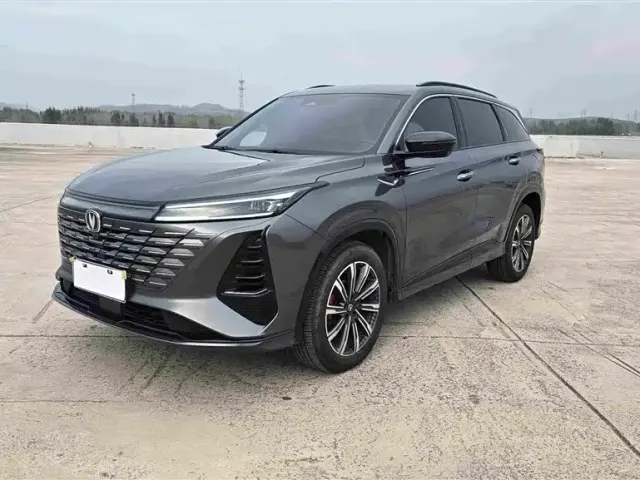 Фотография автомобиля — Changan CS75 Plus