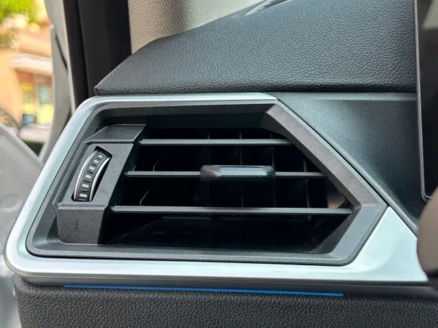BMW 3 Series — Фото автомобиля 24
