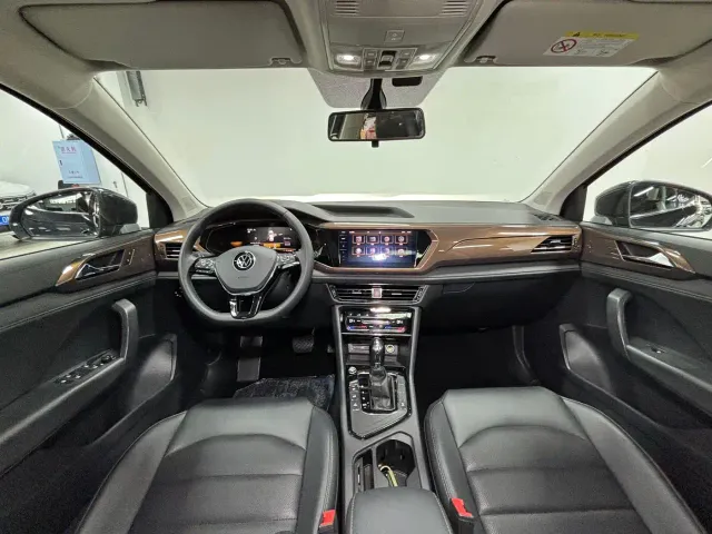 Volkswagen Tharu — Фото автомобиля 13