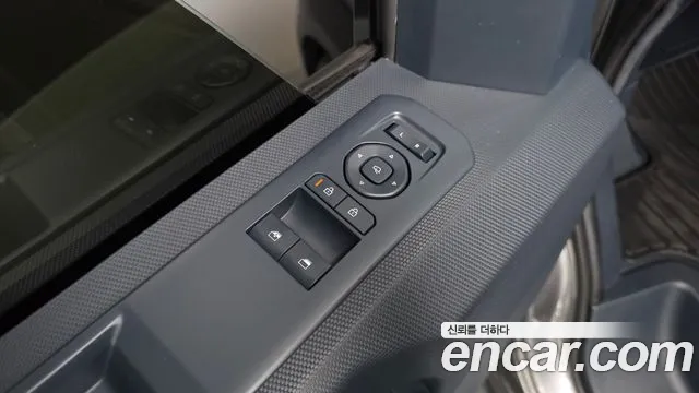 Kia PV5 — Фото автомобиля 28