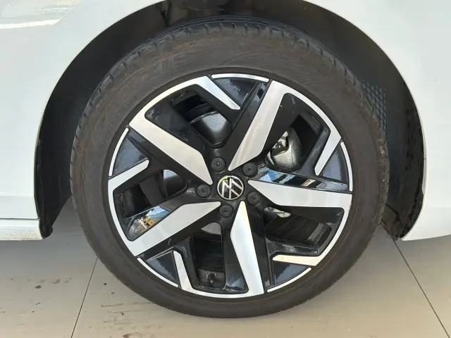 Volkswagen Lamando — Фото автомобиля 20