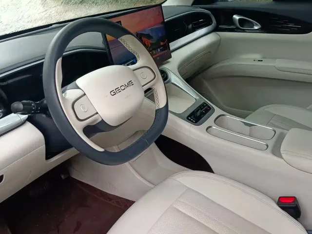 Geely Galaxy Starry Wish 2025 310km Dream Edition — Фото автомобиля 6