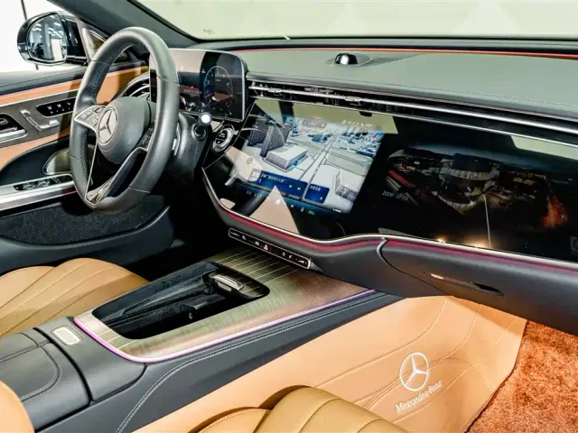 Mercedes-Benz E-Class — Фото автомобиля 18
