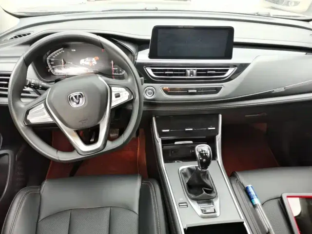 Changan CS75 — Фото автомобиля 9