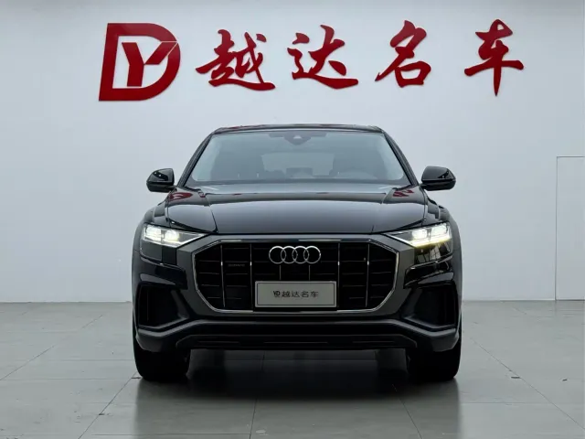 Audi Q8 — Фото автомобиля 2