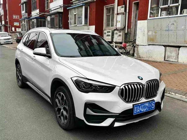 BMW X1 — Фото автомобиля 3