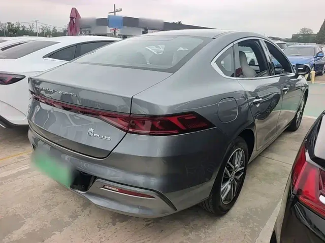 BYD Qin PLUS — Фото автомобиля 6