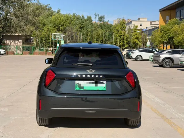 MINI Cooper — Фото автомобиля 8
