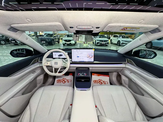 Buick Electra L7 — Фото автомобиля 7