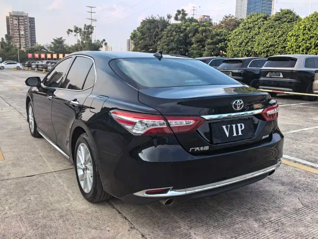 Toyota Camry — Фото автомобиля 15