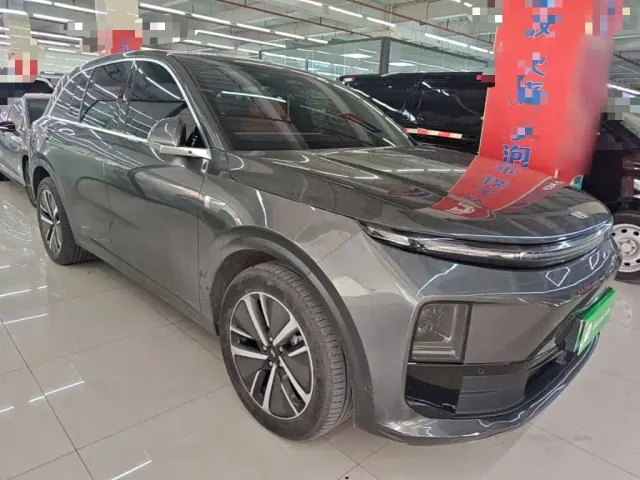 Li Auto L6 — Фото автомобиля 3