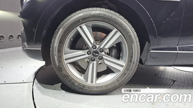 Genesis GV80 — Фото автомобиля 5