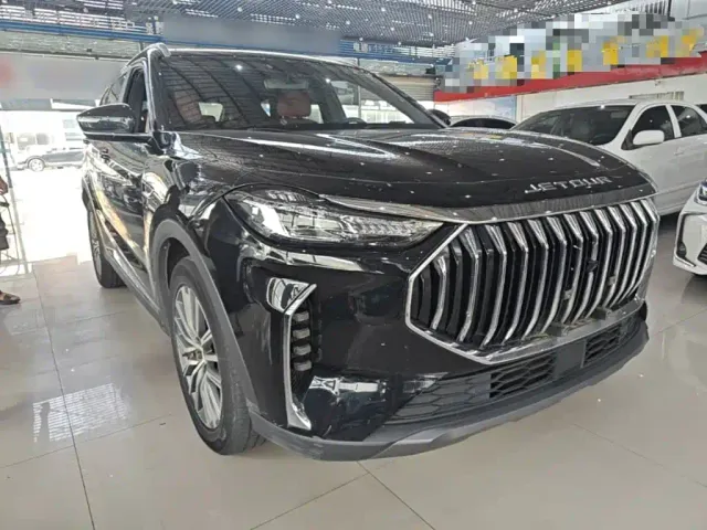 Jetour X70 Plus — Фото автомобиля 3