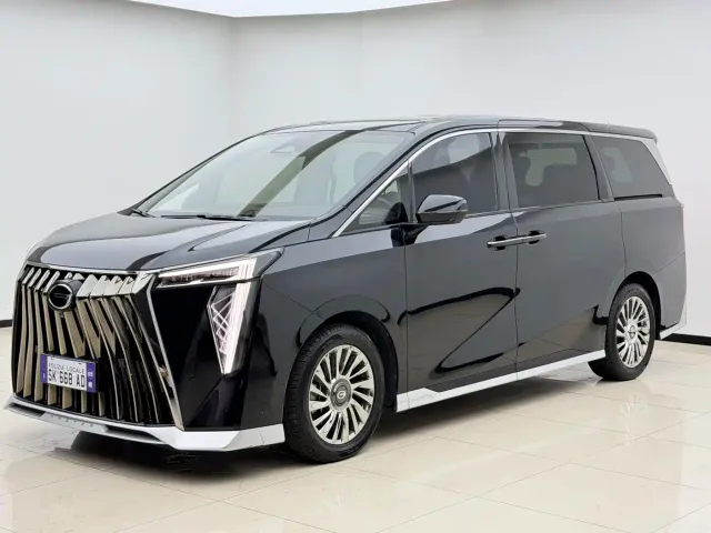 Фотография автомобиля — GAC Trumpchi M8