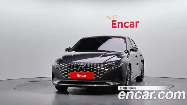Hyundai Grandeur Grandeur (New) — Фото автомобиля 3