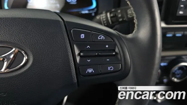 Hyundai Venue — Фото автомобиля 17