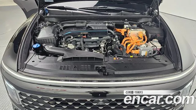 Hyundai Grandeur GN7 — Фото автомобиля 9