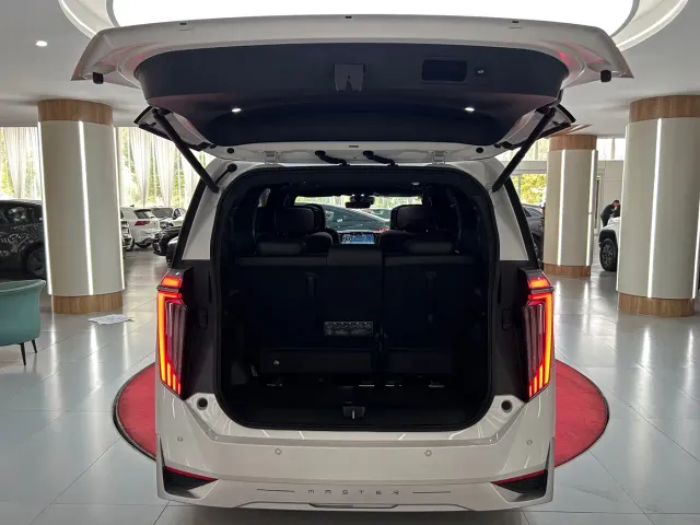 GAC Trumpchi M8 — Фото автомобиля 10