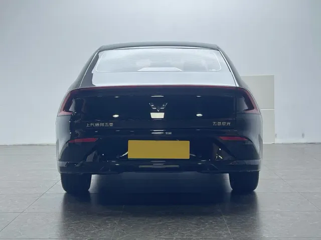 Wuling Starlight — Фото автомобиля 5