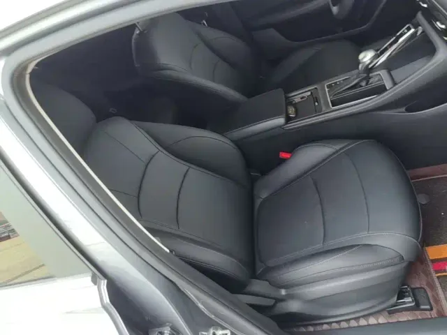 Roewe i5 — Фото автомобиля 24