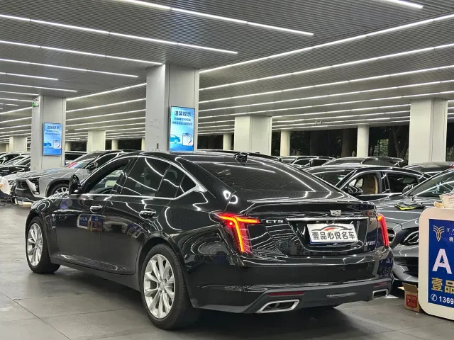 Cadillac CT5 — Фото автомобиля 7