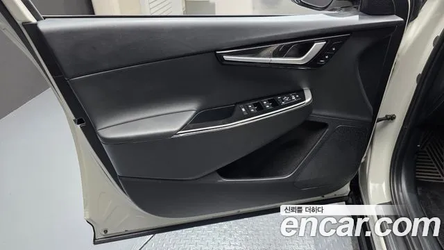 Kia EV6 — Фото автомобиля 13