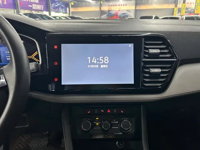 Jetta VS7 — Фото автомобиля 10