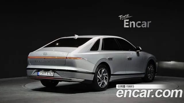 Hyundai Grandeur GN7 — Фото автомобиля 2