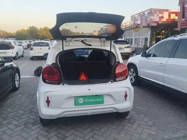 Roewe Clever — Фото автомобиля 18