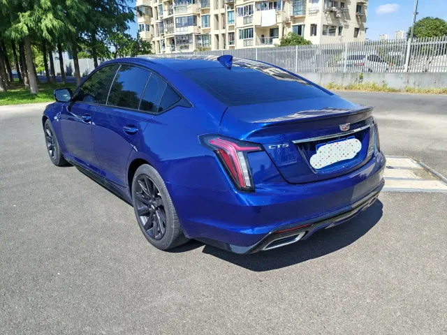 Cadillac CT5 — Фото автомобиля 4