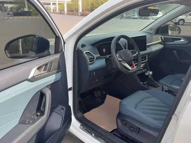 Volkswagen Tharu — Фото автомобиля 12