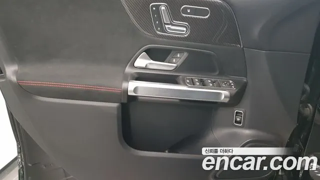 Mercedes-Benz GLB-Class — Фото автомобиля 15