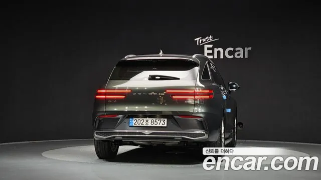 Genesis GV70 — Фото автомобиля 4
