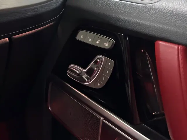 Mercedes-Benz G-Class — Фото автомобиля 17