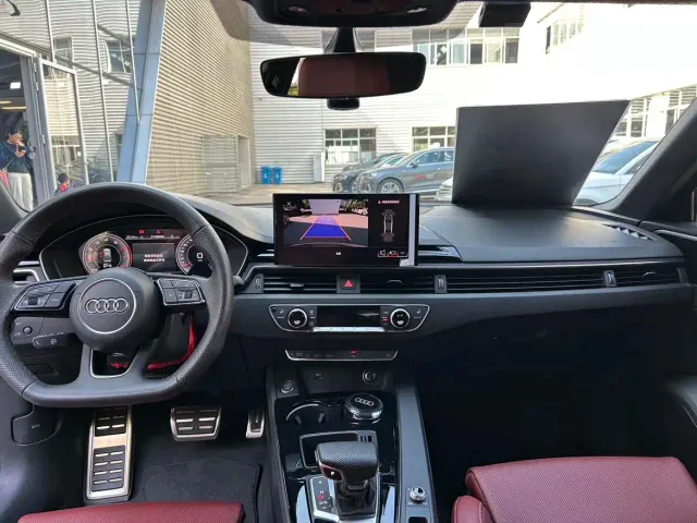 Audi A4L — Фото автомобиля 16