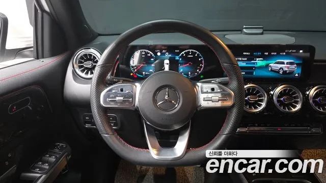 Mercedes-Benz GLB-Class — Фото автомобиля 14