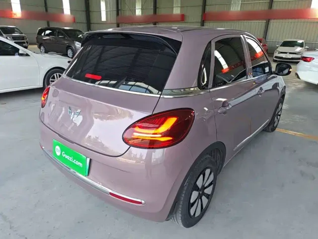 Wuling Bingo — Фото автомобиля 6