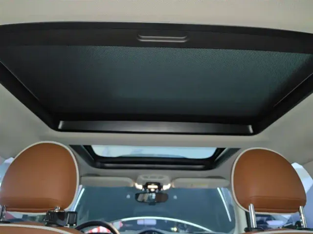 MINI Hatch — Фото автомобиля 17